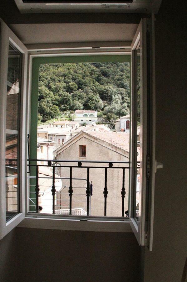 Charmant F2 Dans Joli Village Corse Omessa Esterno foto